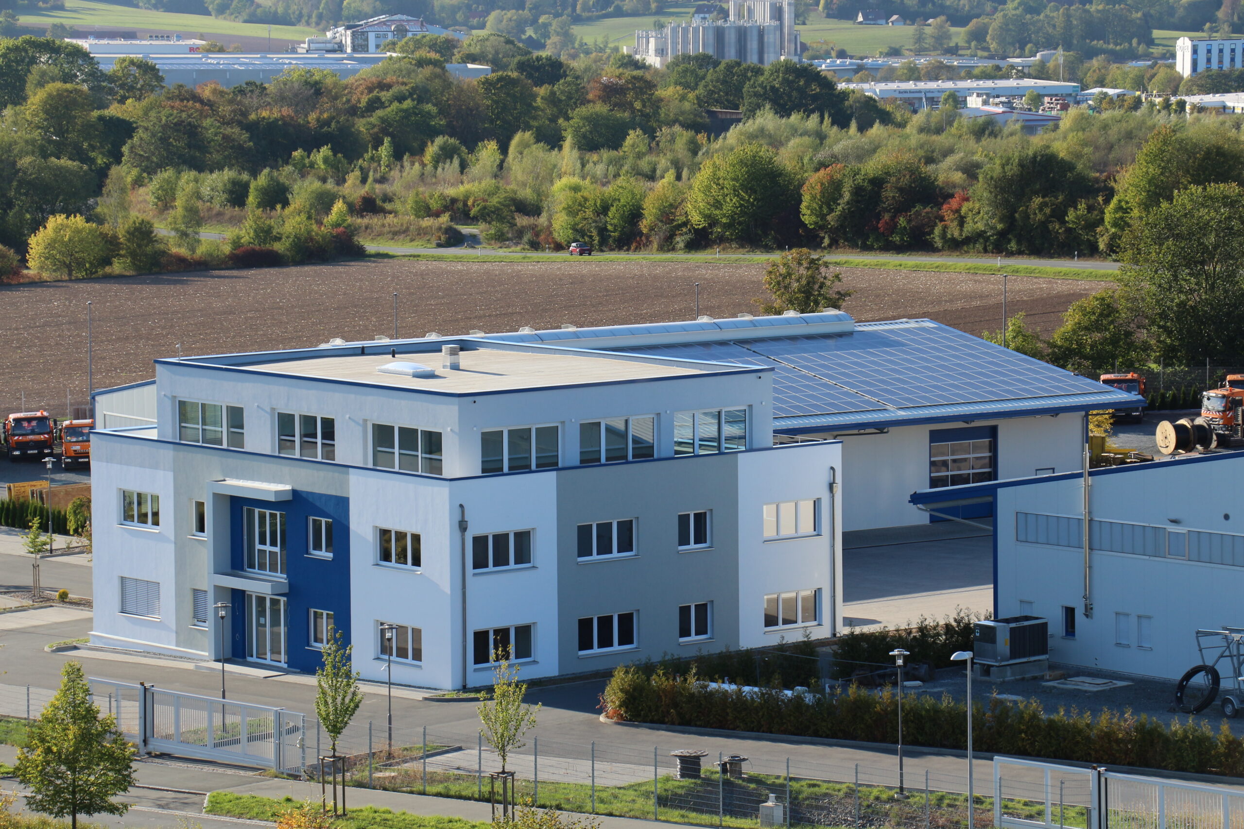 Fränkische Baugesellschaft Freileitungsbau und Elektroinstallation GmbH |  Bayreuth. Bühne für Wirtschaft